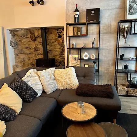 Cosy Centre *